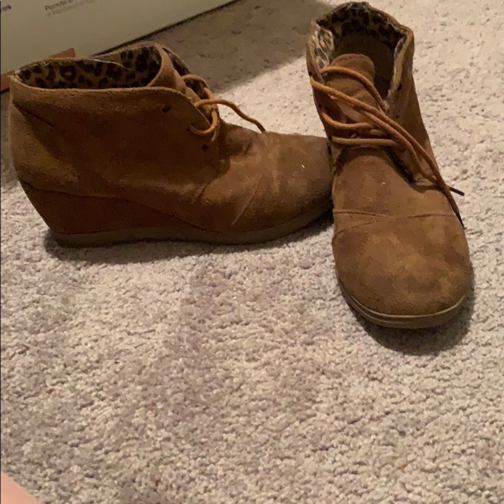 Brown wedges
